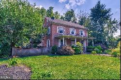 673 Auction Road, Manheim PA 17545