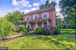 673 Auction Road, Manheim PA 17545