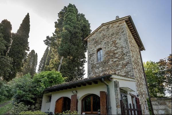 Fascinating medieval tower 15 minutes from Florence