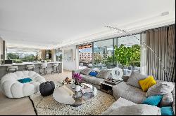 Exceptional 7-room penthouse apartment