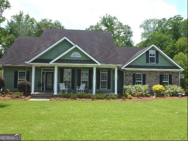 8 Wysteria Lane, Claxton GA 30417