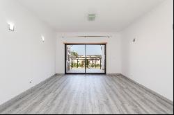 Flat, 2 bedrooms, for Sale