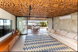 Penthouse with pool, gourmet area, and view of Pedra da Gávea