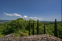 Historic country house with park and pool in San Casciano dei Bagni