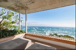 Experience Elevated Coastal Living in Bantry Bay