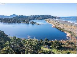 42339 Parkwood Dr, Port Orford OR 97465