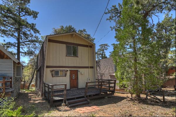 258 Sunset Lane, Sugarloaf, CA 92386