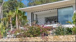 Contemporary villa in a quiet location - unobstructed view