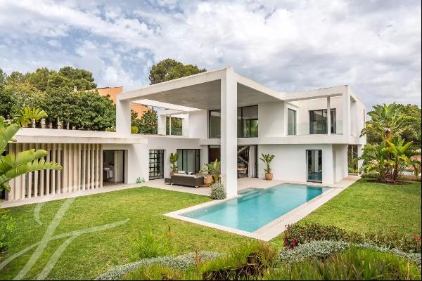 Wonderful villa with modern architecture