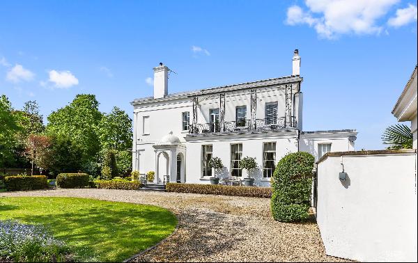 A magnificent Grade II Listed Georgian villa, from the early to mid 1800's with rendered a