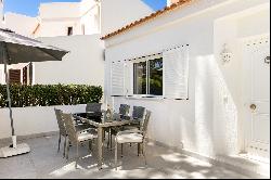 Semi-detached house, 3 bedrooms, for Sale