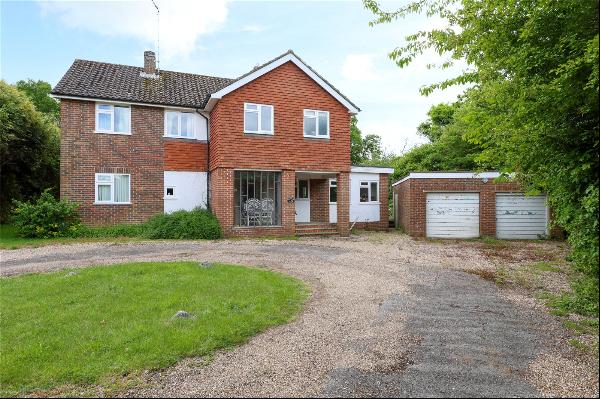 Edgeley, Little Bookham, Leatherhead, Surrey, KT23 3BE