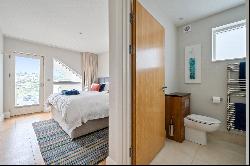 One Eighty, 4-5 Godrevy Terrace, St. Ives, Cornwall, TR26 1JA