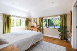 Grange Road, Tilford, Farnham, Surrey, GU10 2DG