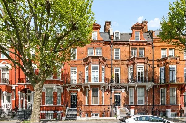 Sutherland Avenue, London, W9 2QP