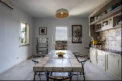 Flat in the city centre with exclusive view over Noto