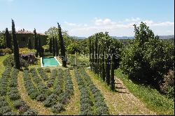 Exclusive estate in Tuscany in the heart of Chianti