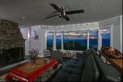 Live in the Berkshire County Clouds with Breathtaking, Long-Range Views!