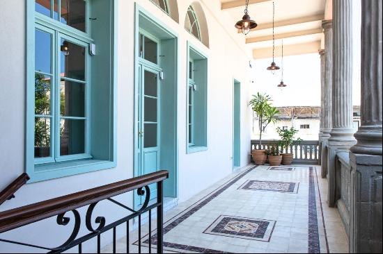 Unique Duplex in a Historic Preserved Building in Jaffa