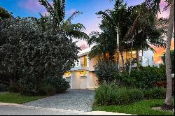 675 Golden Beach Dr, Golden Beach, FL