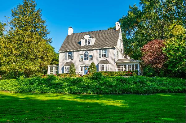 66 Cove Road, Oyster Bay Cove, NY, 11771