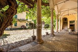 Majestic historic residence in Castello Cabiaglio