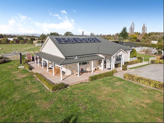 270 Hughes Line, West Taratahi, Carterton