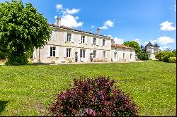 STUNNING 19TH CENTURY PROPERTY - 3 HA - SWIMMING POOL - OUTBUILDINGS