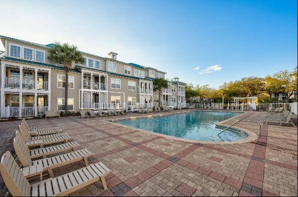 First Level Two Bedroom Condo With Easy Pool Access