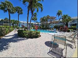 2050 NE 39th St Unit W212, Lighthouse Point FL 33064