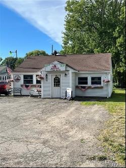 8671 Lake Road, Barker NY 14012