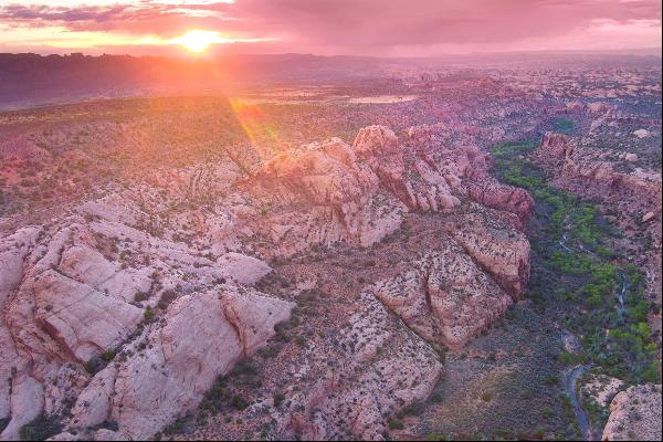 Parcel 4, Cloud Rock, Johnson's Up-On-Top Mesa