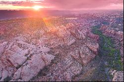 Parcel 4, Cloud Rock, Johnson's Up-On-Top Mesa