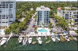 1600 S Bayshore Lane, #9A, Miami, FL