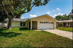 2112 Bramblewood Drive N, Clearwater FL 33763