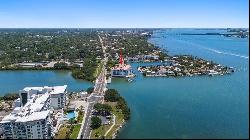 1860 N Fort Harrison Avenue #102, Clearwater FL 33755