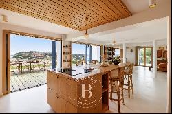 BAHIA - Superb sea view villa with heated swimming pool in Bidart - BARNES