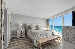 Newly Renovated Gulf-Front Condo With Uninterrupted Views