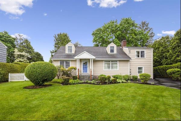 2 Linden Place, Greenwich, CT, 06831, USA