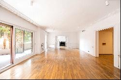 Apartment For Sale In Sant Gervasi, Sant Gervasi, Barcelona