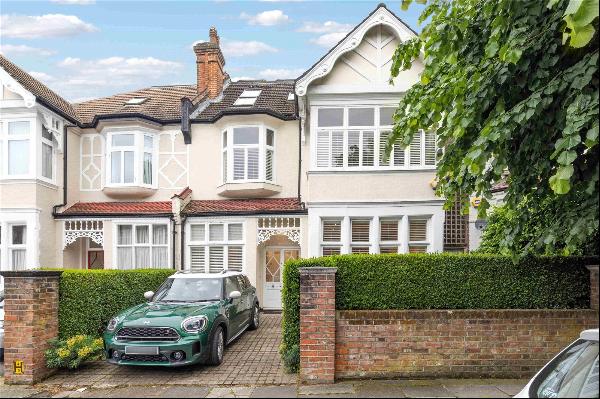 Wolverton Gardens, Ealing, London, W5 3LJ