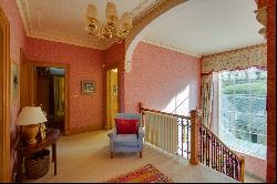 Baldowrie House, Kettins, Perthshire, PH13 9JT