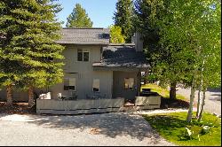 100 Pinewood Lane Unit 100, Ketchum ID 83340