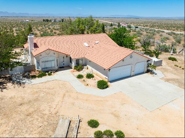 17157 Hacienda Boulevard, California City CA 93505