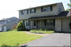 6320 Danbury Drive, Jamesville NY 13078