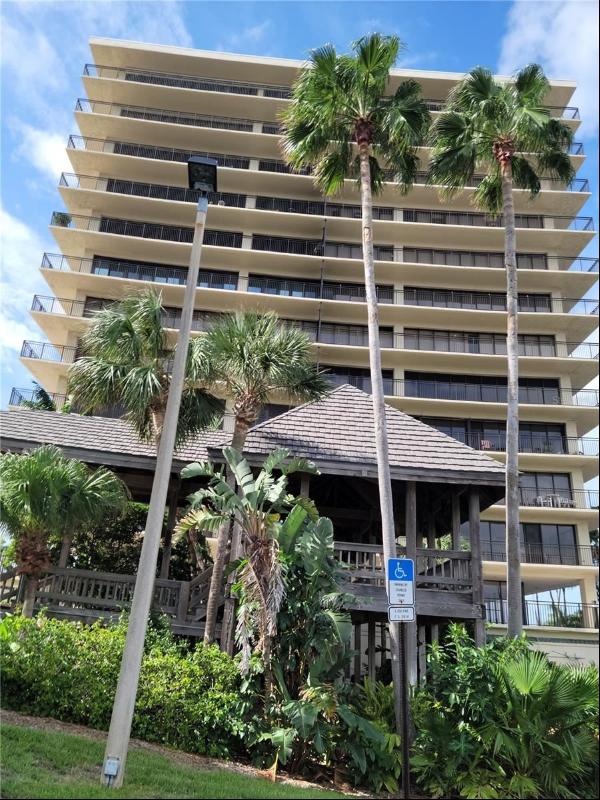 7650 Bayshore Drive #302, Treasure Island FL 33706