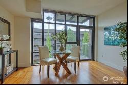 2911 2nd Avenue #522, Seattle WA 98121