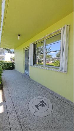 238 Windsor K, West Palm Beach FL 33417