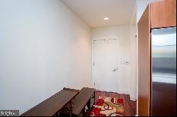 1101 Locust Street Unit 3E, Philadelphia PA 19107