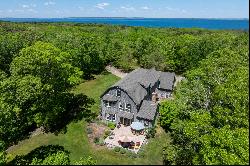 Lower Makonikey Estate with Private Association Beach